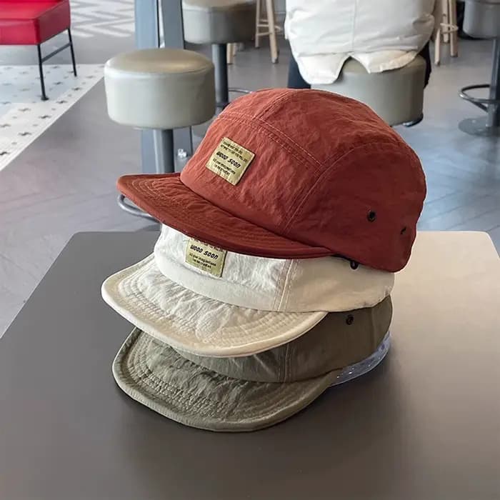 Casquette de sport réglable à visière souple
