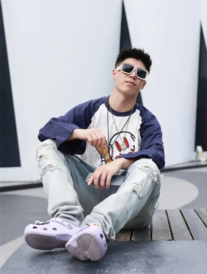 Drew House Vêtements pour hommes Impression logo multicolore manches longues
