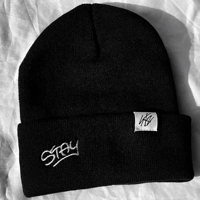Kpop KNIT CAP produit broderie bonnets STAY tricoté chapeau unisexe Hip Hop Couples Bonnet Gorros