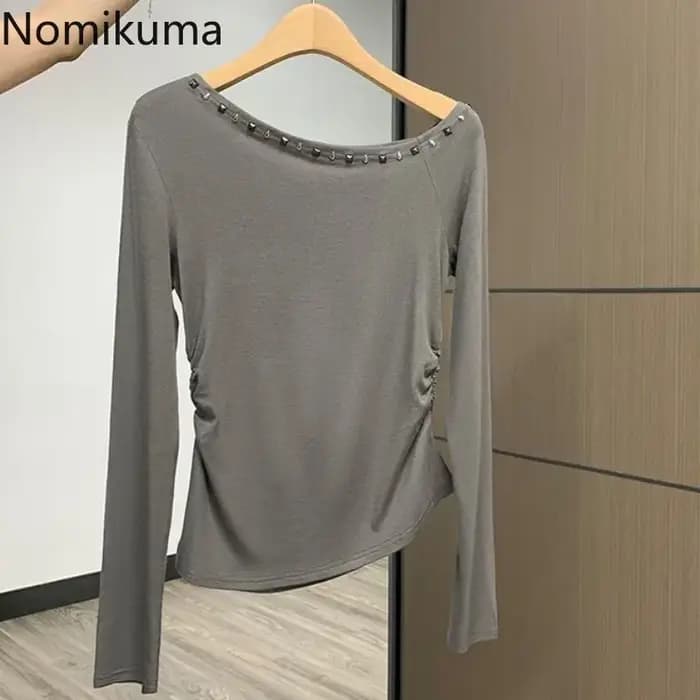 T-shirt noir pour femmes