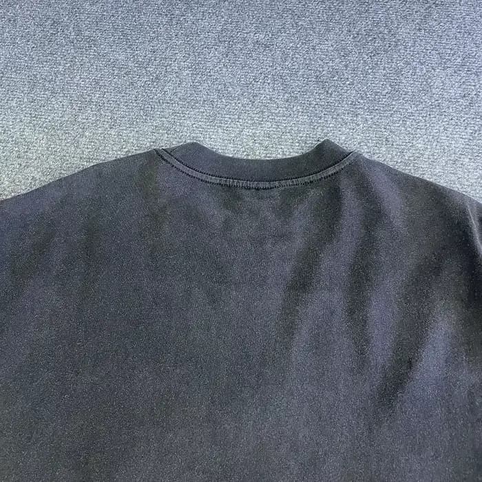 T-shirt vintage délavé noir vieilli SAINT pour homme et femme – Qualité supérieure