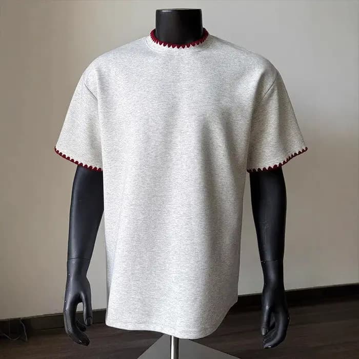 T-shirt à manches courtes pour homme avec empiècements aux épaules et petit encolure