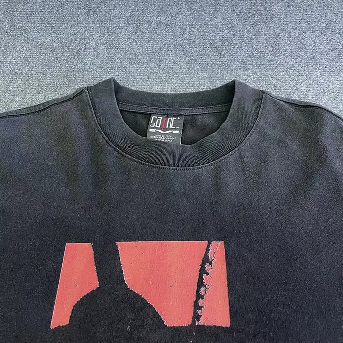 T-shirt vintage délavé noir vieilli SAINT pour homme et femme – Qualité supérieure