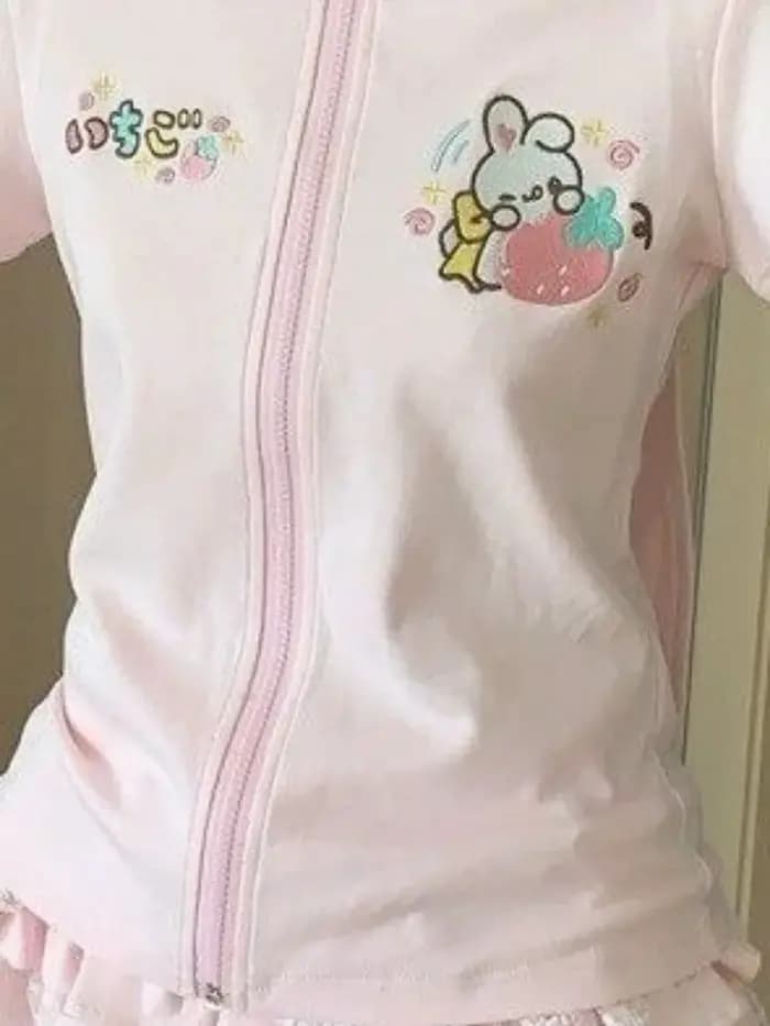 Kawaii dessin animé broderie t-shirts femmes Y2k esthétique T-shirt à capuche Style japonais coupe ajustée fermeture éclair Grunge t-shirts Streetwear quotidien