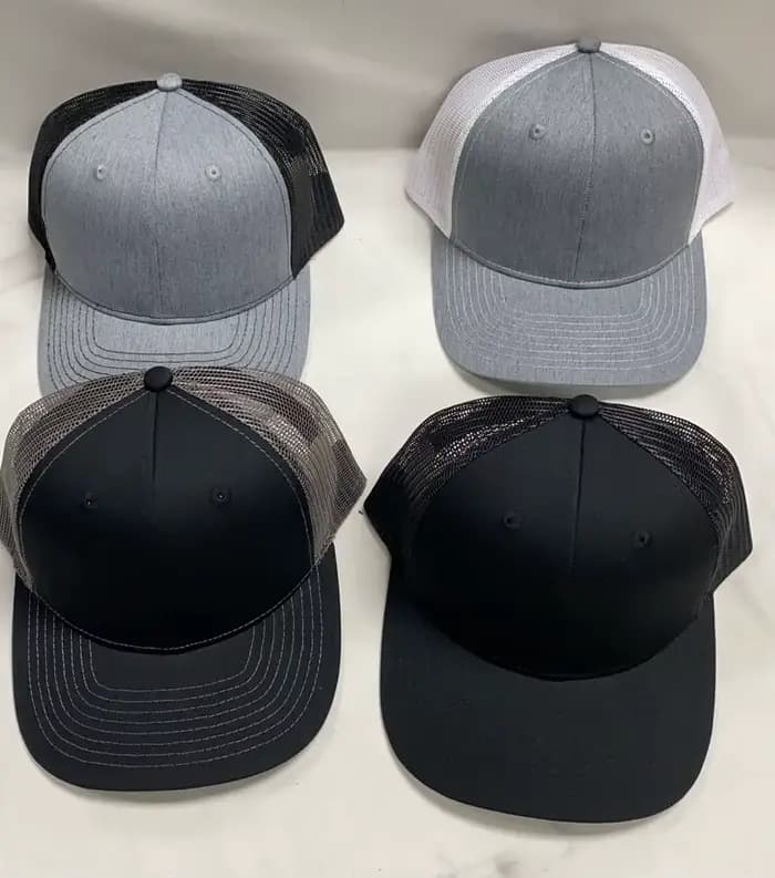 Casquettes en cuir personnalisées
