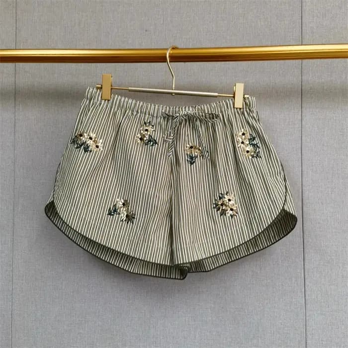 Ensemble décontracté d'été 2026 pour femme : Chemise rayée à col cranté et short à taille lacée, ave