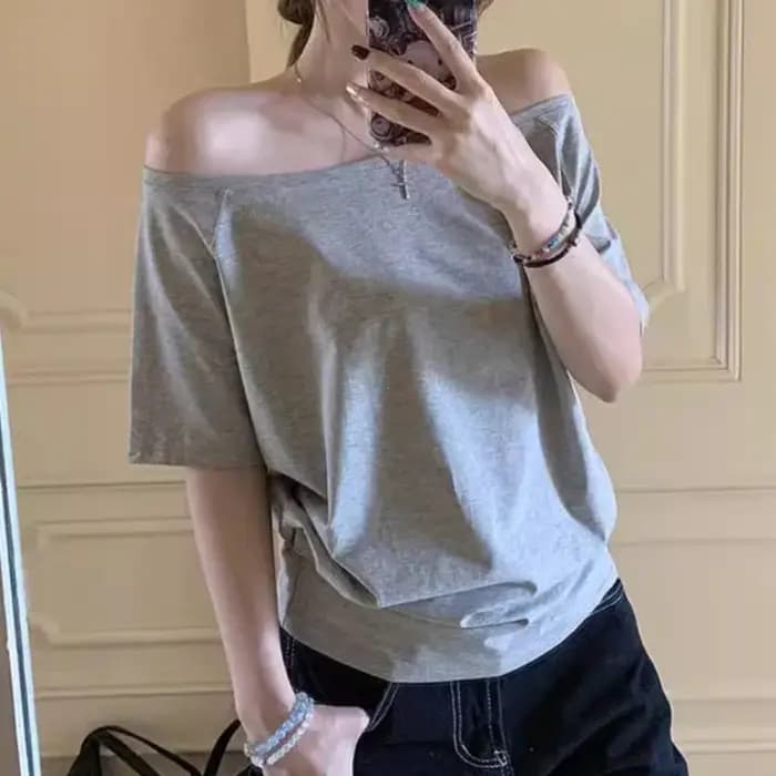 T-shirts femmes solide Simple été décontracté Cleanfit à manches courtes tout-match jeunes filles Streetwear Y2k haut vêtements esthétiques Ins