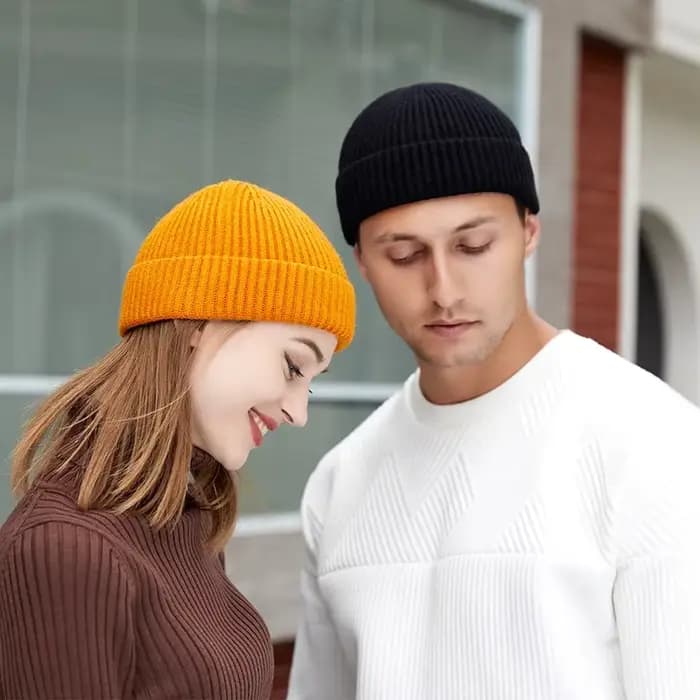 Chapeau tricoté pour hommes et femmes casquettes laine mode Simple chaud Skullies bonnets solide automne hiver bonnet