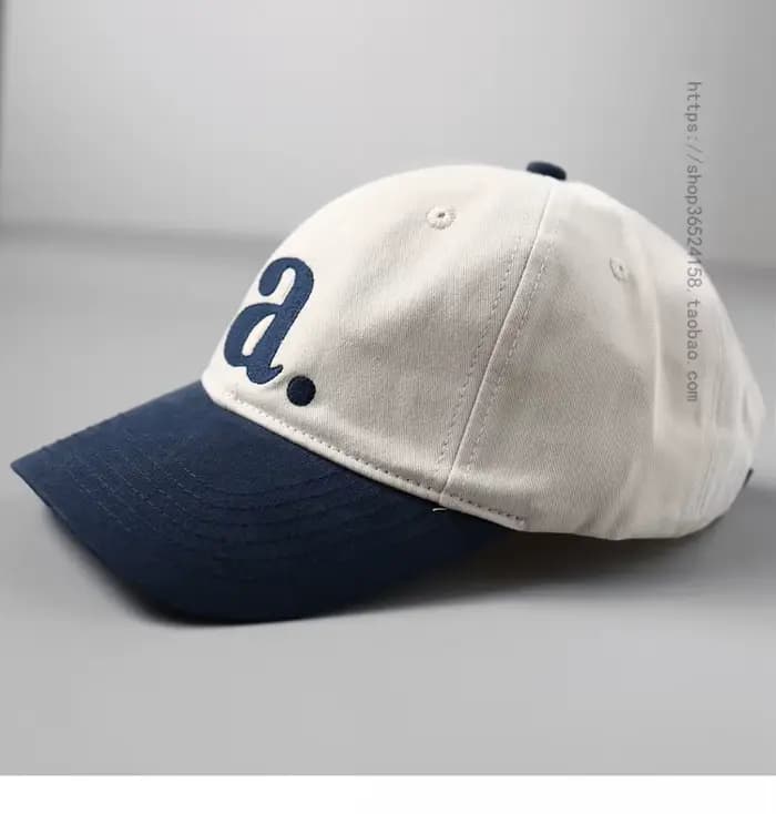 Style Simple contraste couleur casquette à visière douce femmes couture américaine