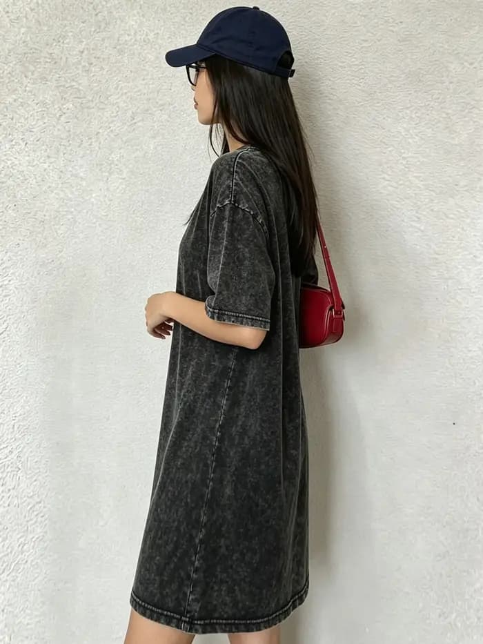 Robe T-shirt vintage délavée et usée pour femme