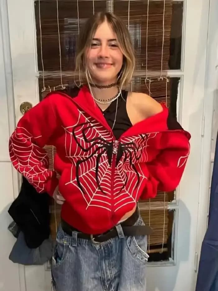 Sweat à capuche en toile d'araignée pour femme