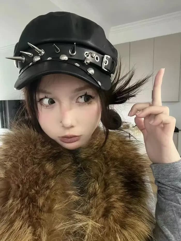 Casquette en cuir avec rivet pointu pour homme et femme, chapeau punk gothique, béret à vent hip hop, casquette militaire en PU noir, casquette marine, nouveau
