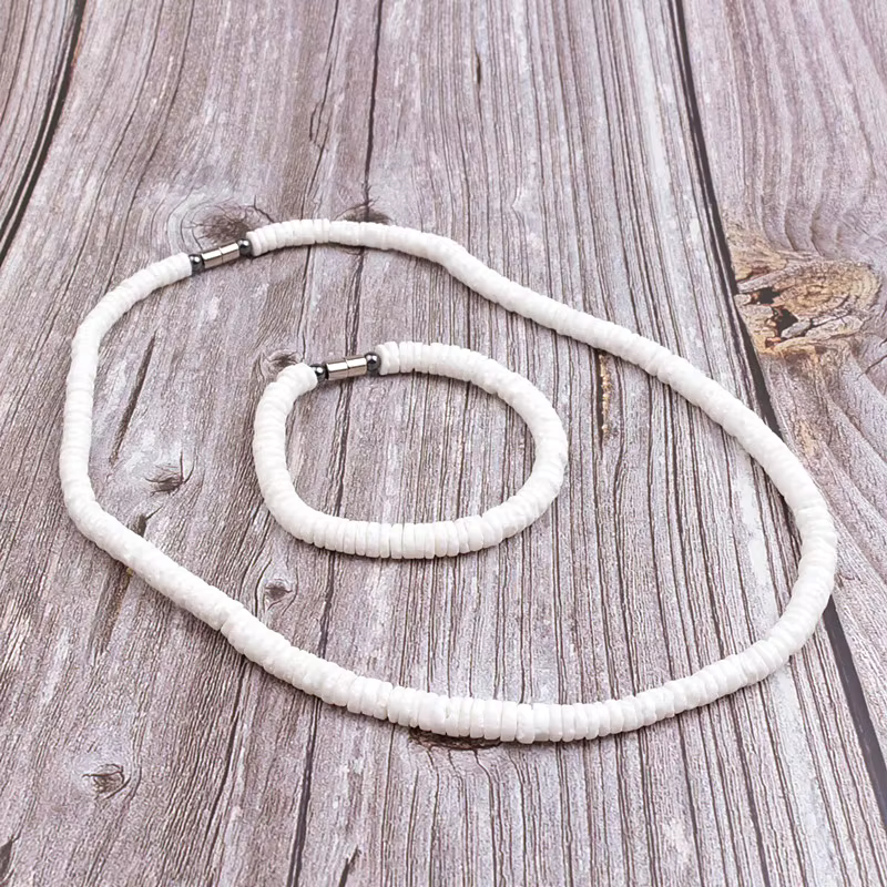 Collier en coquillage pour hommes et femmes, colliers en coquillage véritable avec perles rondes en 