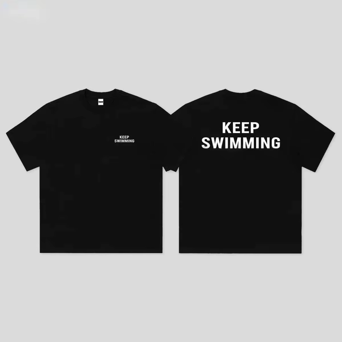 T-shirt de haute qualité avec design estival « Keep Swimming » et « Song Belonging To You »