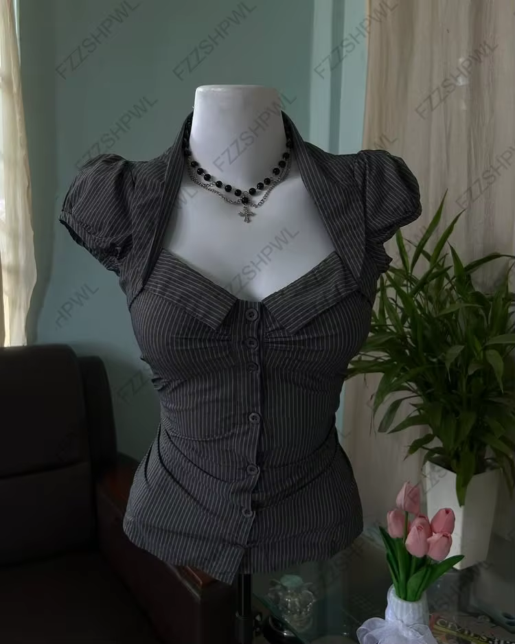 T-shirt amincissant sexy et tendance avec col en V, style gothique urbain, rafraîchissant et confort
