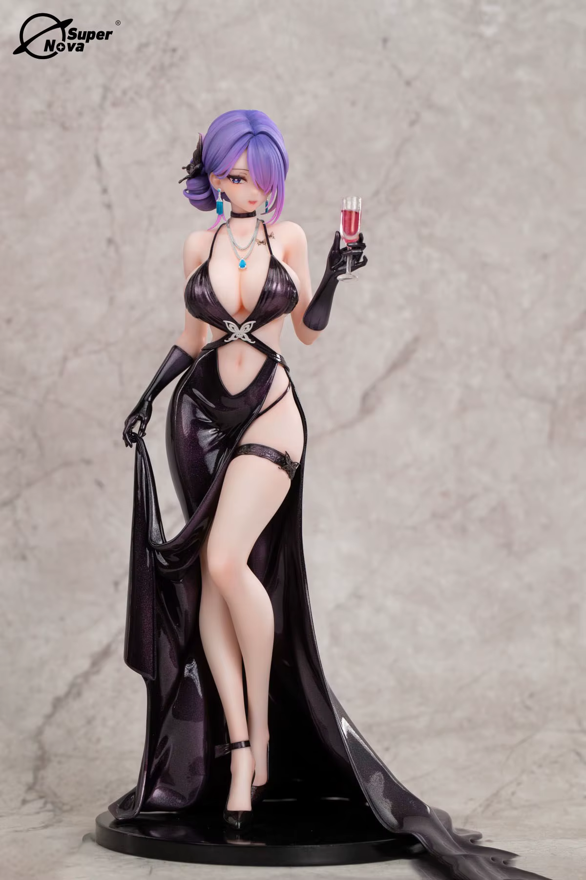 Figurine Yuna Yuna de la série Genuine Super Nova Party Dress
