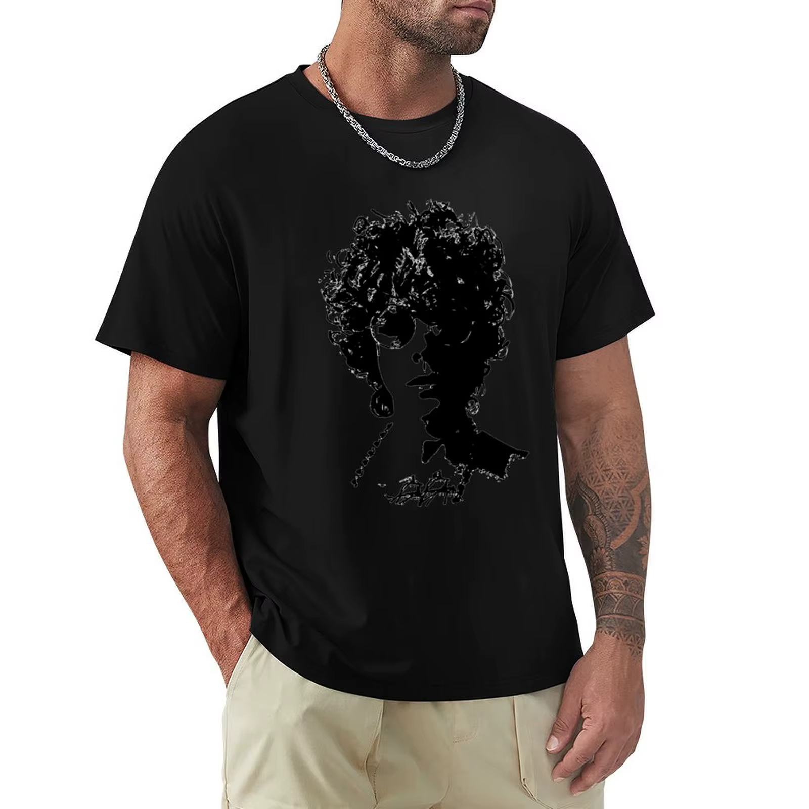 T-shirt décontracté à manches courtes de la belle mannequin LP Laura Pergolizzi, coupe ample
