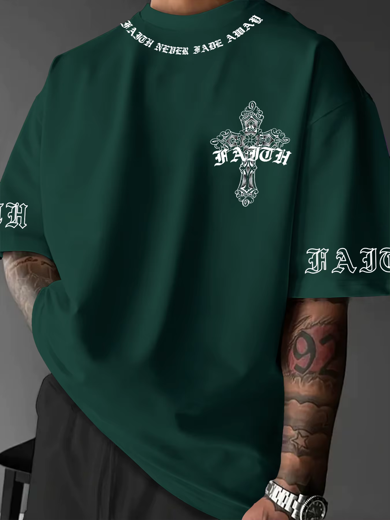 T-shirt pour homme avec imprimé croix de la foi et écriture gothique, tee-shirt streetwear 100% poly