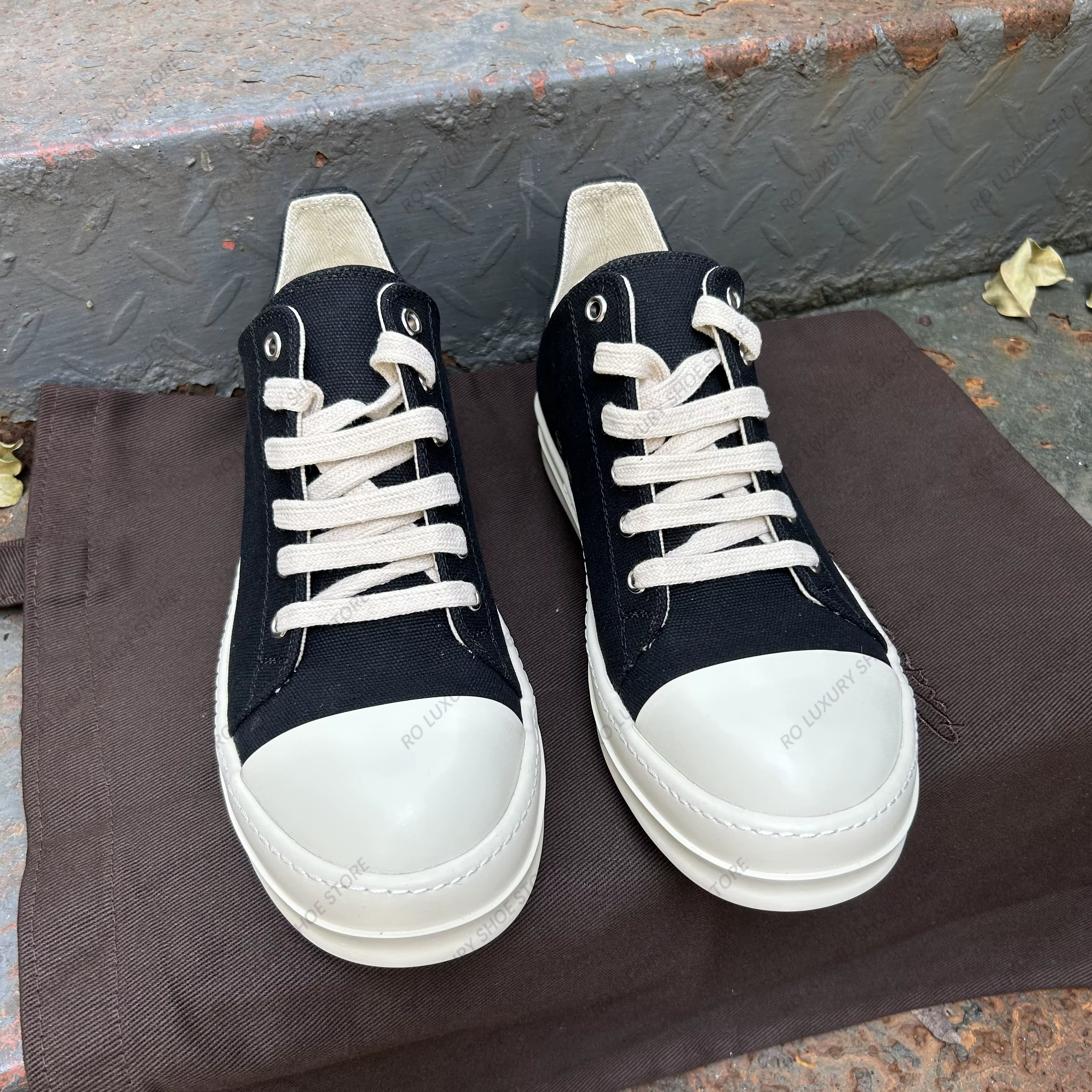 Classique concepteur hommes chaussure décontracté en cuir bas femmes Sneaker nouvelle mode plat rue 