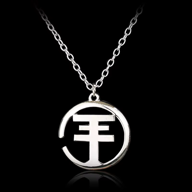 Collier en métal avec pendentif creux minimaliste personnalisé, accessoires Punk pour fille, collier