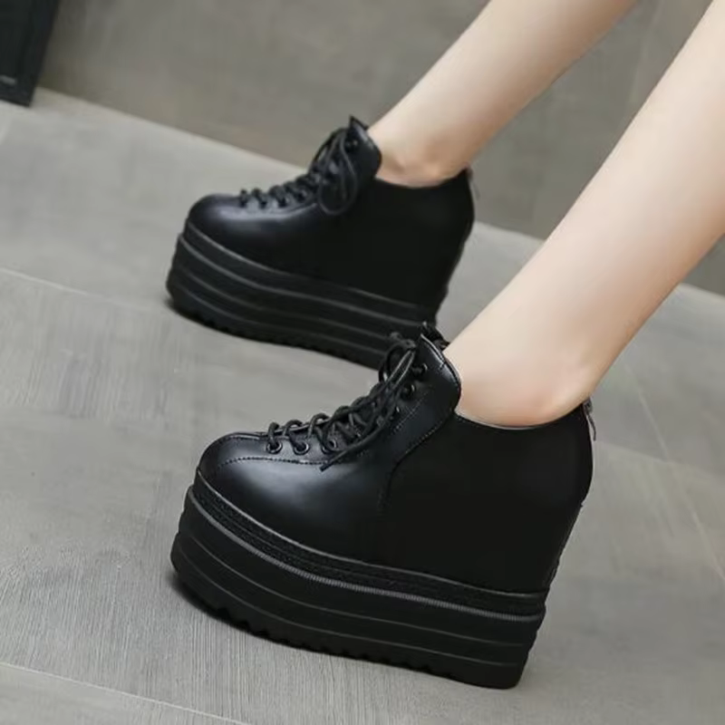 Bottines à semelles compensées de Style Punk pour femmes, chaussures à semelle en caoutchouc noir, l