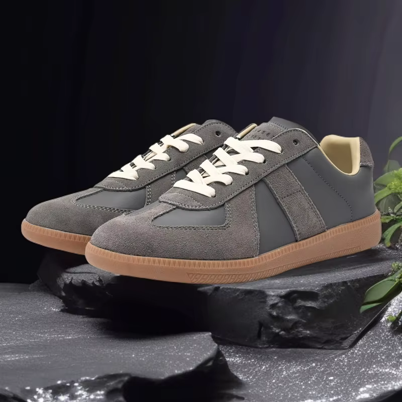 Baskets de sport décontractées confortables et tendance pour étudiants et couples, style très prisé,