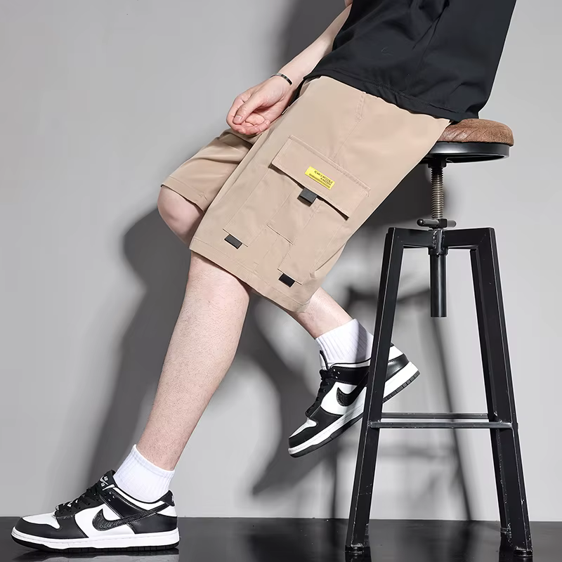 Shorts cargo pour homme couleur kaki avec cordon de serrage et poches à rabat, décontractés, athléti