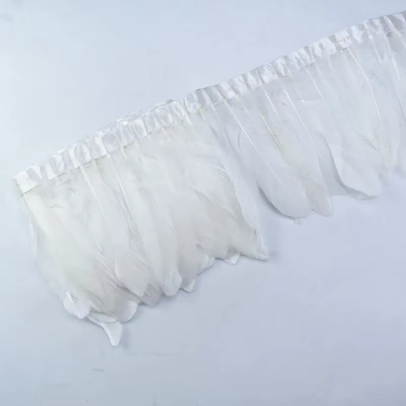 Vente en gros de franges de plumes d'oie teintes en kaki, 2 mètres/lot, franges de plumes d'oie véri
