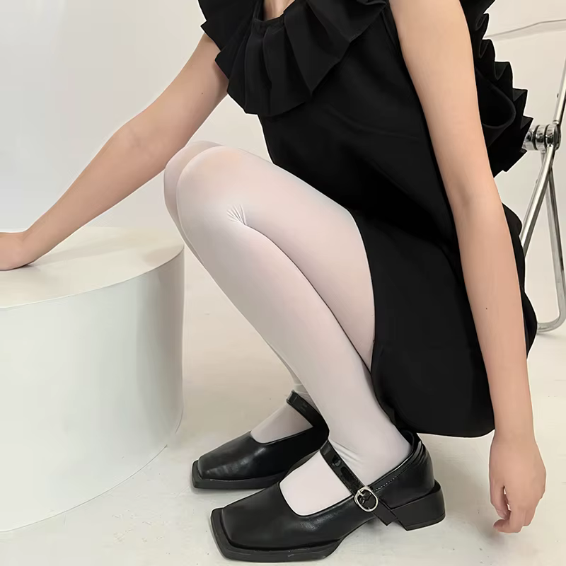 Bas de velours légèrement transparents, collants de personnalité douce, bas polyvalents, chaussettes