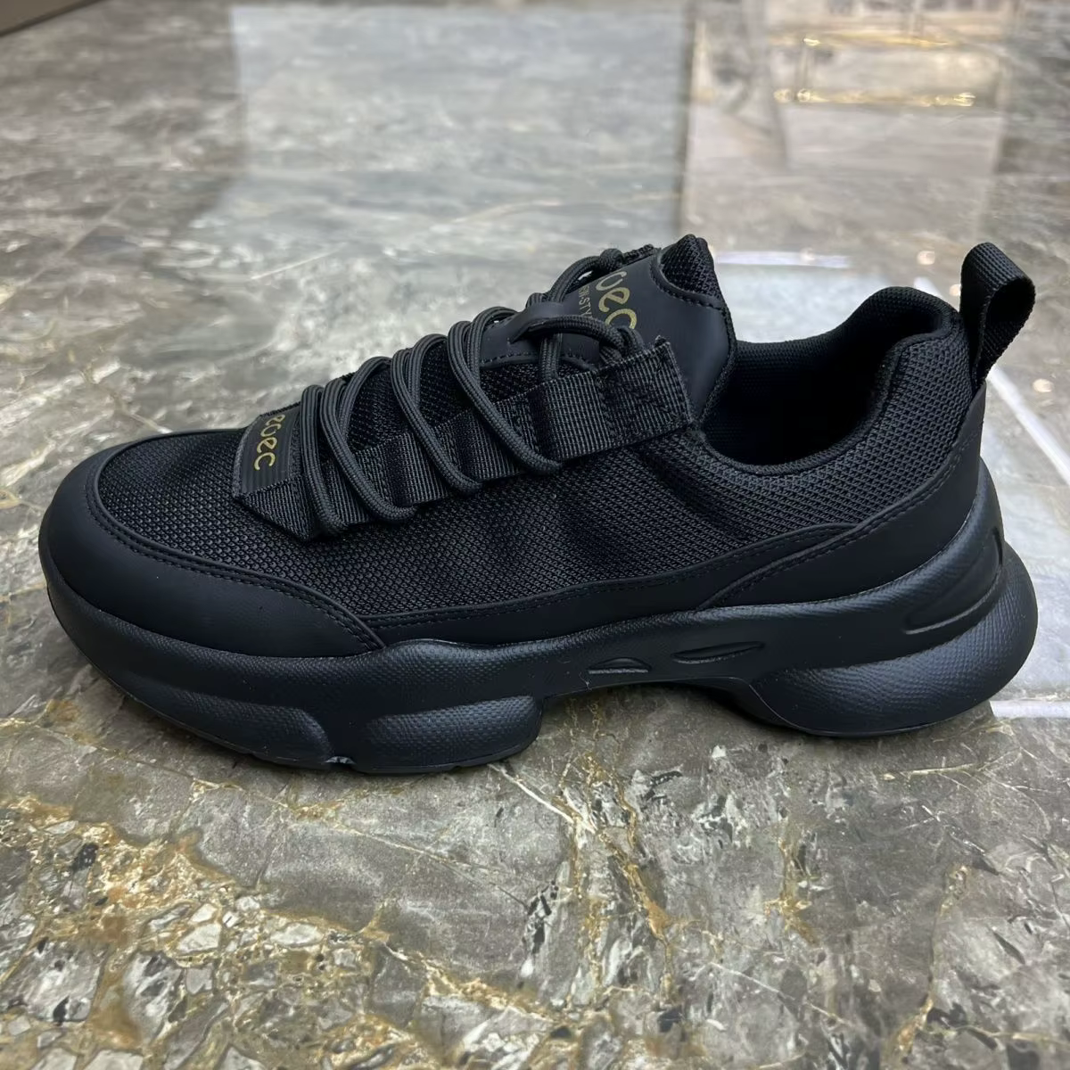 Chaussures de Sport chaussures de Tennis pour hommes sont confortables respirantes à la mode polyval